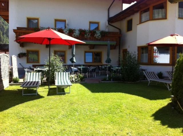 Alpenpension Elferblick Neustift im Stubaital Eksteriør bilde